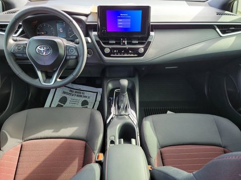 Used 2025 Toyota Corolla SE image 15