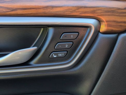 Used 2020 Honda CR-V Touring image 8