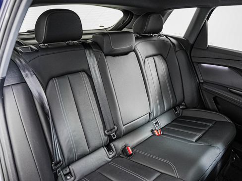 Certified 2024 Audi Q4 e-tron Premium Plus w/ Premium Plus RWD image 14