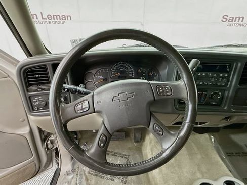 Used 2005 Chevrolet Tahoe LS image 12