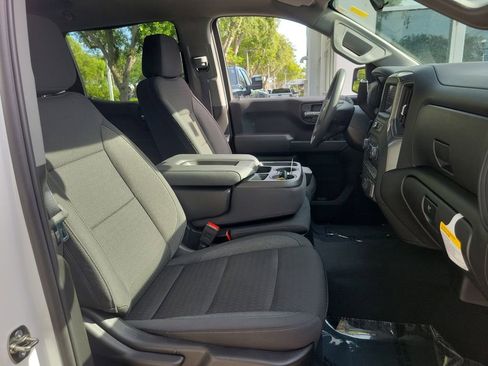 Certified 2025 Chevrolet Silverado 1500 Custom w/ Turbomax Blackout Package RWD image 24