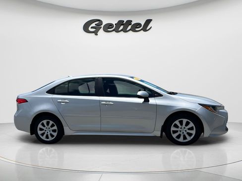 Used 2024 Toyota Corolla LE FWD image 4