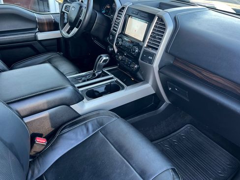 Used 2016 Ford F150 Lariat image 15