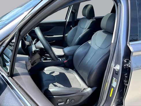 Used 2020 Hyundai Santa Fe Limited w/ Cargo Package FWD image 8