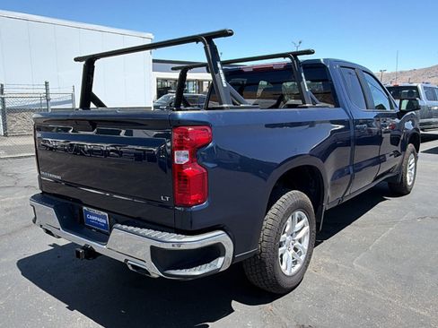 Used 2021 Chevrolet Silverado 1500 LT w/ Z71 Off-Road Package AWD/4WD image 3