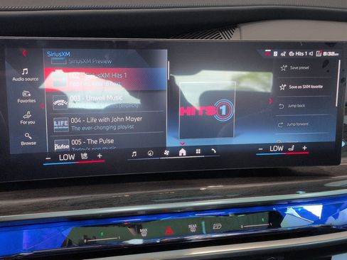 New 2026 BMW i7 M70 AWD/4WD image 22
