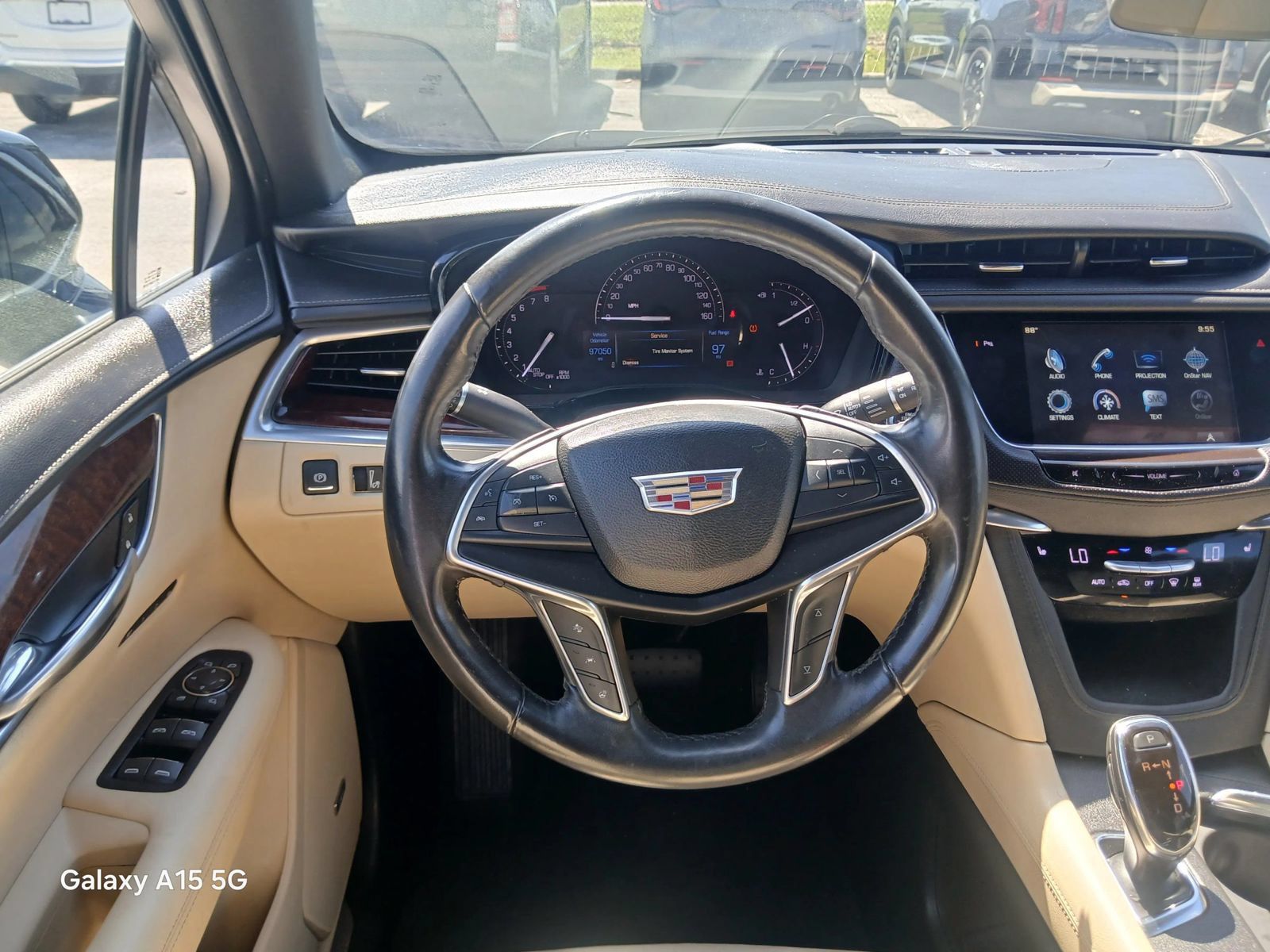 Used 2017 Cadillac XT5 Luxury w/ Driver Awareness Package AWD/4WD image 26