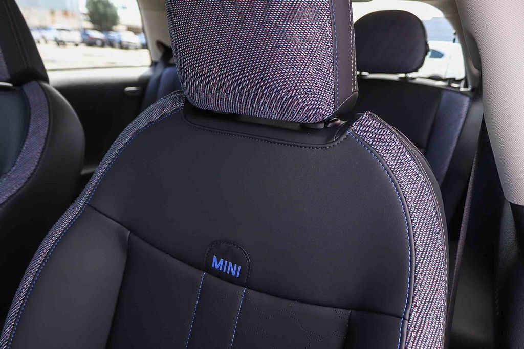 New 2027 MINI Cooper 2-Door Hardtop FWD image 27
