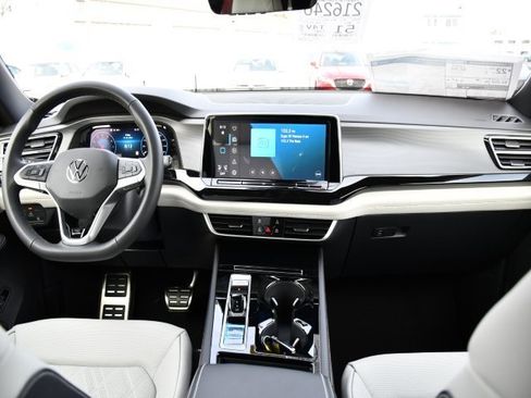 New 2026 Volkswagen Atlas Cross Sport SEL Premium R-Line image 21