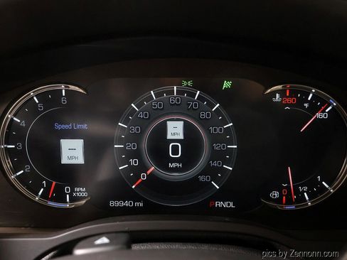 Used 2017 Cadillac Escalade ESV Premium Luxury image 17