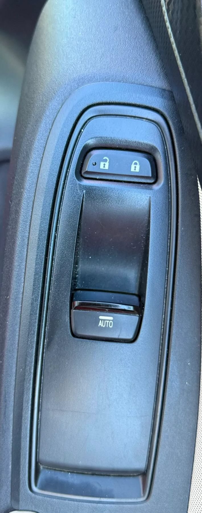 Used 2018 Subaru Impreza 2.0i AWD/4WD image 35