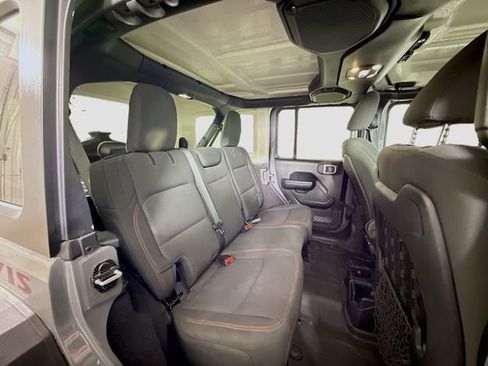 Used 2021 Jeep Wrangler Unlimited Rubicon w/ LED Lighting Group image 25