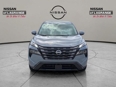 New 2026 Nissan Rogue SV image 2