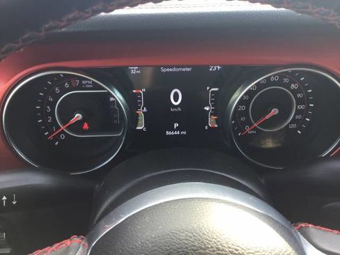 Used 2021 Jeep Gladiator Rubicon AWD/4WD image 14