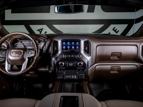 Used 2019 GMC Sierra 1500 SLT w/ SLT Premium Plus Package image 2