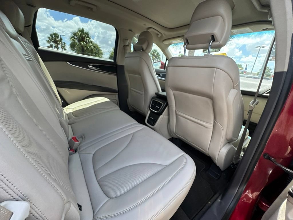 Used 2019 Lincoln Nautilus Select FWD image 21