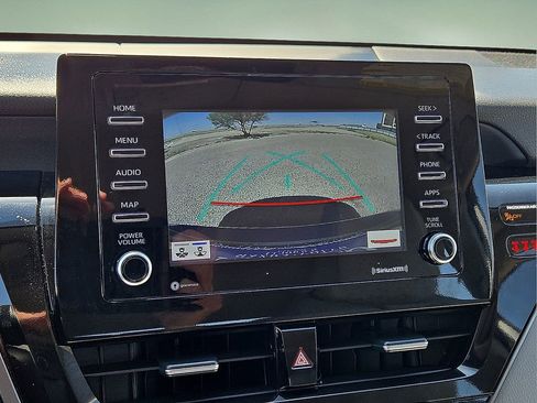 Used 2024 Toyota Camry SE w/ Convenience Package image 24