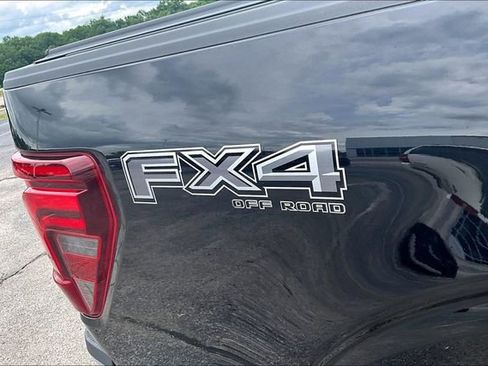 Used 2024 Ford F150 Lariat w/ FX4 Off-Road Package AWD/4WD image 25