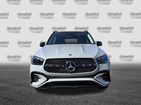 Used 2025 Mercedes-Benz GLE 350 4MATIC image 3