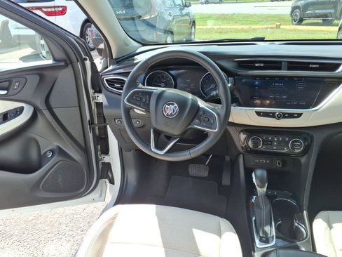 Used 2022 Buick Encore GX Select w/ Sport Touring Package FWD image 14