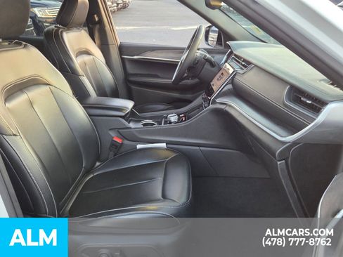 Used 2024 Jeep Grand Cherokee Limited AWD/4WD image 15