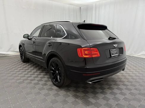Used 2017 Bentley Bentayga AWD/4WD image 7