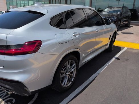 Used 2021 BMW X4 xDrive30i w/ M Sport Package AWD/4WD image 5