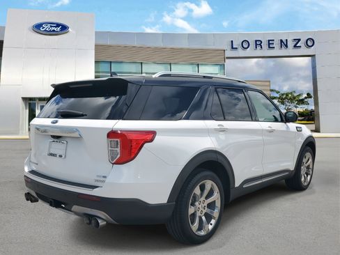 Used 2020 Ford Explorer Platinum w/ Premium Technology Package image 5