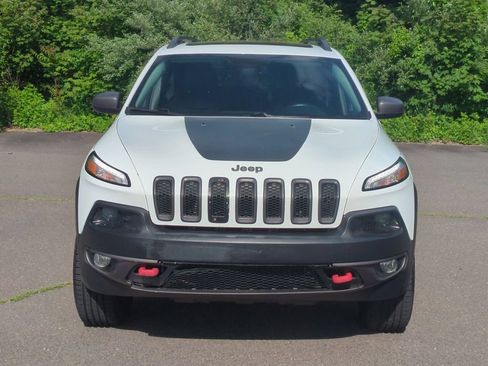 Used 2016 Jeep Cherokee Trailhawk w/ Comfort/Convenience Group AWD/4WD image 9