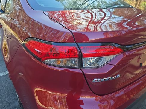 Used 2025 Toyota Corolla LE w/ Convenience Package image 34