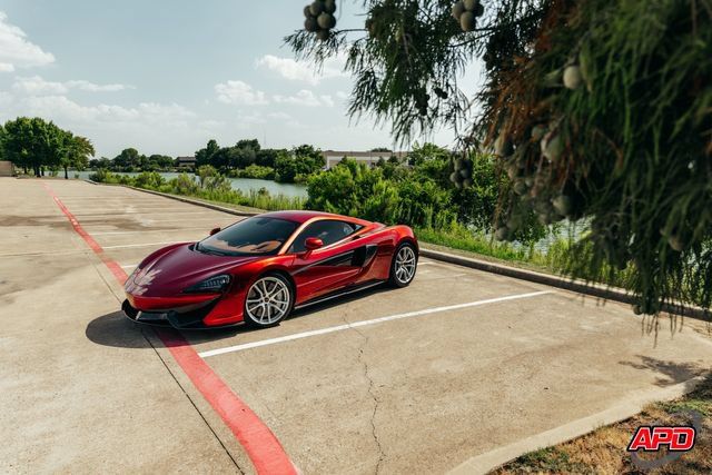 Used 2016 McLaren 570S Coupe RWD image 21