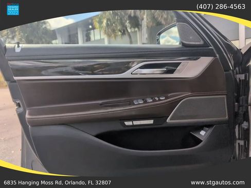 Used 2016 BMW 740i RWD image 12