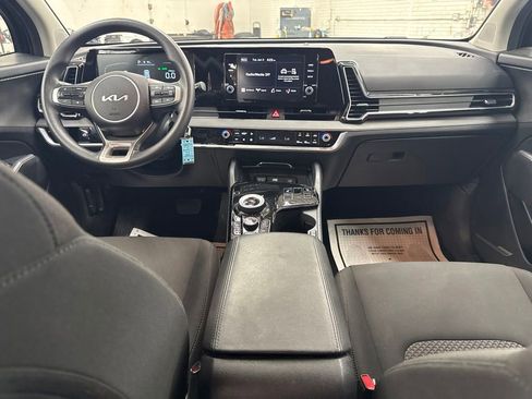 Certified 2023 Kia Sportage LX AWD/4WD image 19