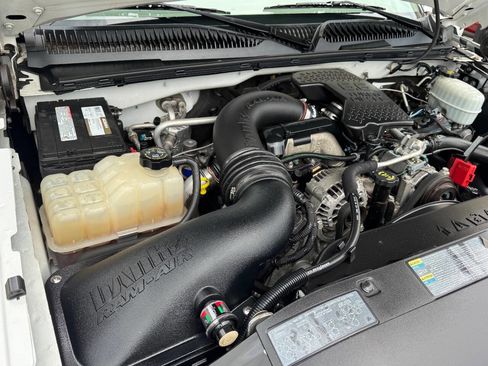 Used 2005 Chevrolet Silverado 3500 LT w/ Heavy-Duty Power Package image 13