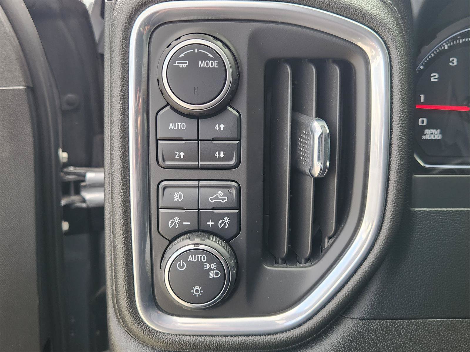 Used 2022 Chevrolet Silverado 1500 RST AWD/4WD image 22