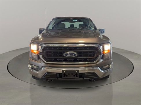 Used 2023 Ford F150 XLT image 2