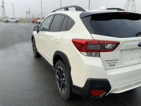 Used 2023 Subaru Crosstrek 2.0i Premium image 16