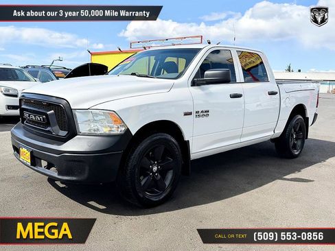 Used 2017 RAM 1500 4x4 Crew Cab image 2