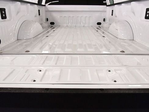 Used 2024 Ford F250 XL w/ 360-Degree Camera Package AWD/4WD image 14