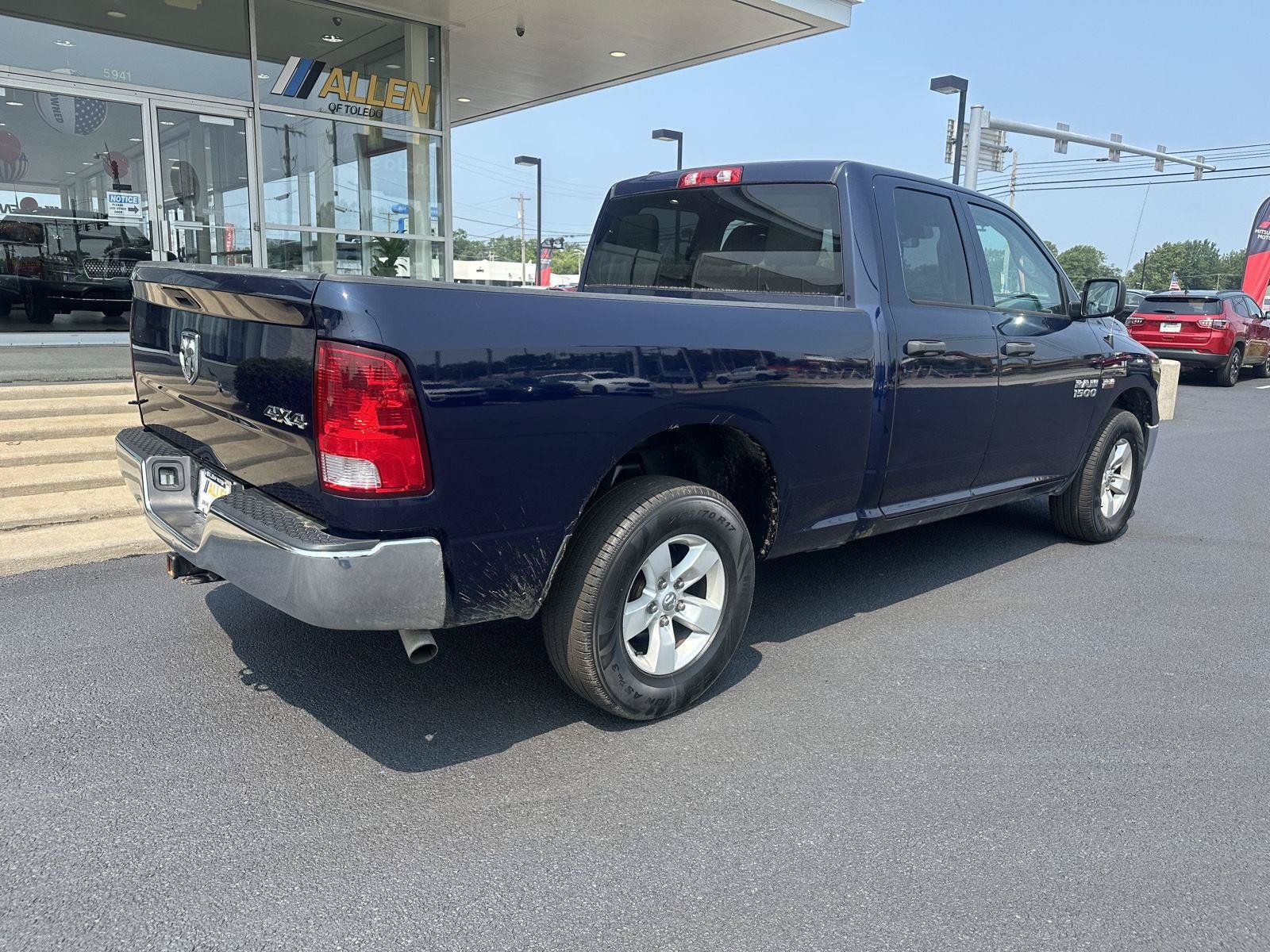 Used 2015 RAM 1500 ST w/ SXT Appearance Group AWD/4WD image 12