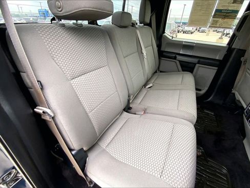 Used 2015 Ford F150 XLT w/ Equipment Group 302A Luxury AWD/4WD image 18