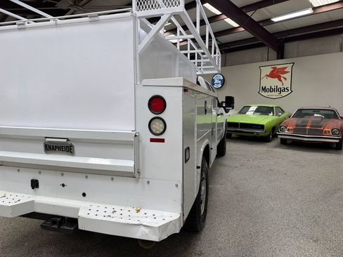 Used 2016 Chevrolet Silverado 3500 W/T w/ WT Fleet Convenience Package RWD image 16