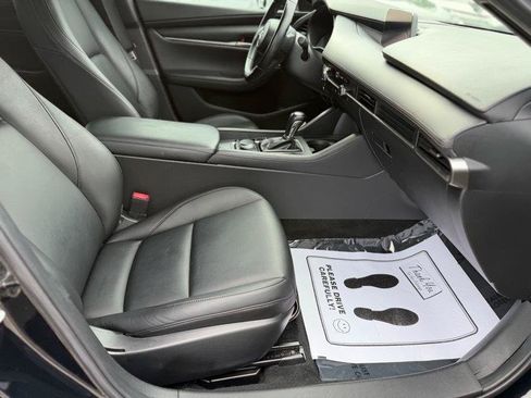 Used 2022 MAZDA MAZDA3 s FWD image 24