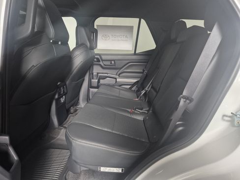 New 2026 Toyota 4Runner 4WD image 30