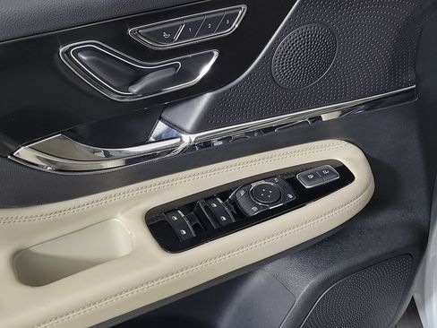 Certified 2025 Lincoln Corsair Grand Touring AWD/4WD image 22