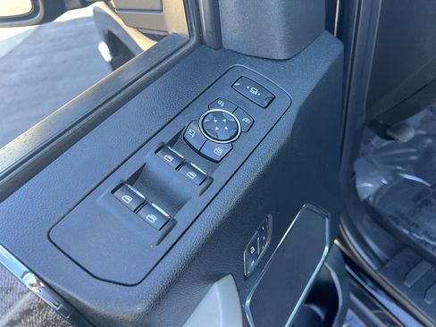 Used 2018 Ford F350 Lariat w/ Lariat Ultimate Package image 23