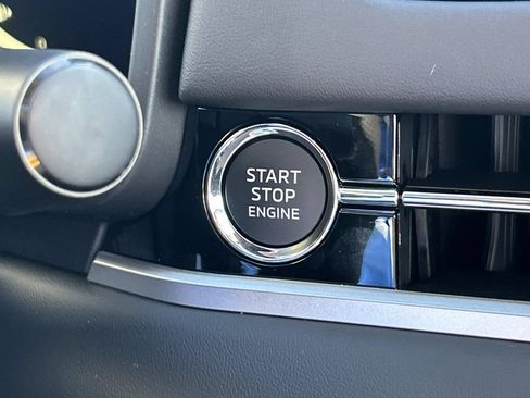 New 2026 Mitsubishi Outlander SEL image 33