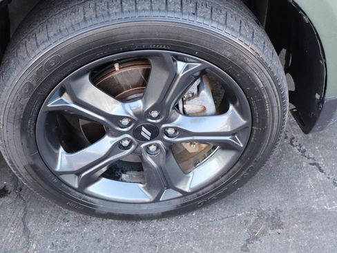Used 2018 Dodge Journey Crossroad AWD/4WD image 30