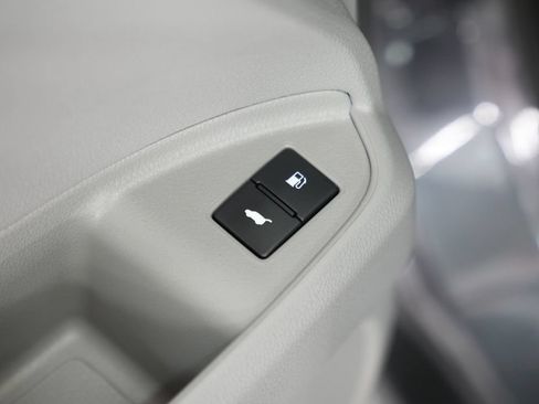 Used 2018 Honda Pilot EX-L image 46