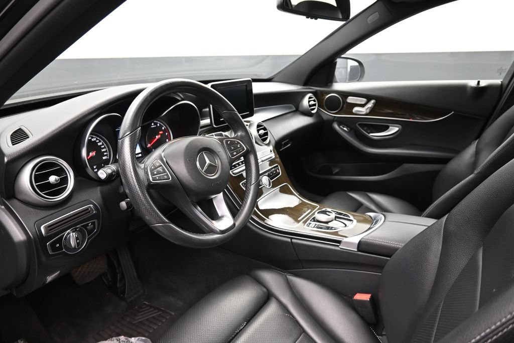 Used 2018 Mercedes-Benz C 300 4MATIC Sedan image 21